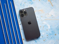    iPhone 13 Pro Max    iPhone 12 Pro Max  iPhone XS Max