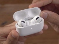 Apple       AirPods Pro  AirPods Max:        iPhone