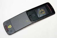 Motorola RAZR2 V9 Ferrari Edition