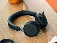  Jabra     Evolve2 75,      