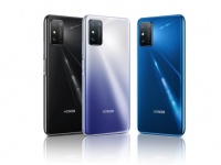 7,09- , HDR10,  78 , Dimensity 900, NFC.  Honor X30 Max