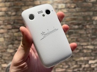   :   Balmuda Phone    