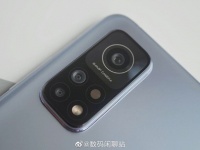 Big Eyes and Small Eyes: Xiaomi 12    Redmi K30s  Xiaomi Mi 10T