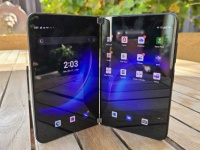 Microsoft Surface Duo 2    :  ?