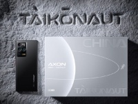 ZTE    Axon 30 Ultra Aerospace Edition  16    1  -