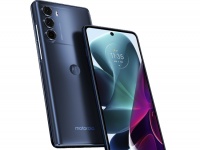    Motorola Edge S30  144-    Snapdragon 888+