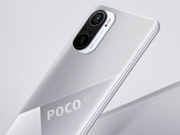 Смартфон POCO F3 в новом цвете Moonlight Silver  представлен в Украине