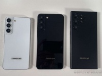 Samsung Galaxy S22+  Galaxy S22 Ultra     
