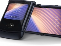 Lenovo   - Motorola RAZR  