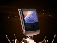  Z Flip 3: Motorola Razr 3  Snapdragon 8 Gen 1