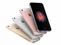    Apple:   iPad Air 5   iPhone SE