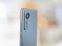 Xiaomi 12  Xiaomi 12 Pro   15     MIUI 13.0.21