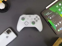  Xbox  Microsoft  Apple    