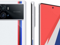   Snapdragon 8 Gen 1       AnTuTu