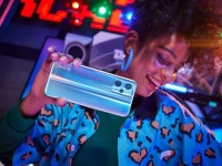    realme 9 5G      Dimensity 810