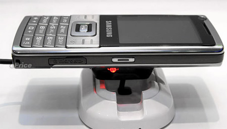 Samsung L700