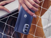   Moto G52  90-    Snapdragon 680  250