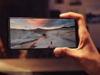   Sony Xperia 1 IV   