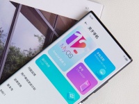 ZTE Axon 40 Ultra     - Snapdragon 8 Gen 1+, 5000 , 80 