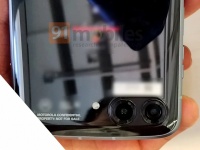    Motorola Razr (Maven)   