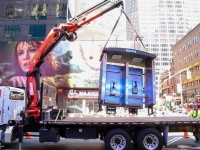 Ушла эпоха: в Нью-Йорке демонтировали последний общественный таксофон