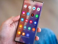   iPhone: Samsung      Android- One UI