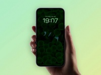 Apple   Always-on Display