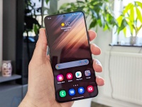 Samsung  Google    Android-