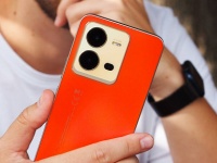   vivo X80 Lite:     50 .