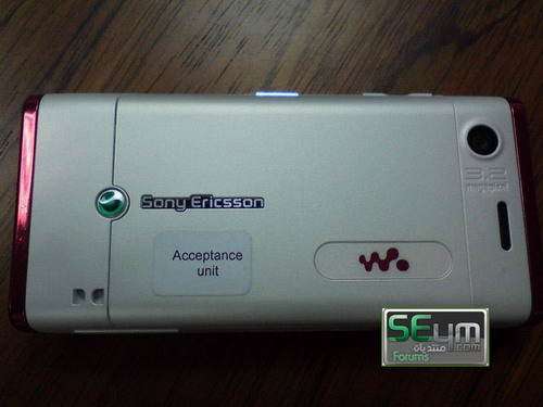 Sony Ericsson W595 (Linda)