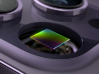 iPhone 16 Pro    ,   iPhone 16 Ultra