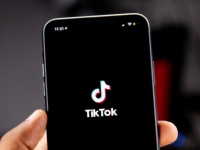   TikTok        