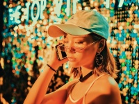 Android-            Google Play