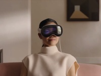 Apple  Vision Pro  AR/VR-  $3499