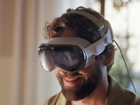   ,   Apple Vision Pro     
