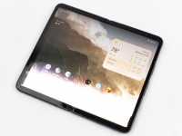   Google Pixel Fold       