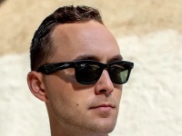  90%  - Ray-Ban Stories    