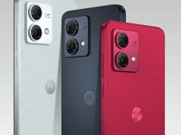   Motorola Moto G54  Moto G84   