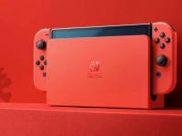 Nintendo  - Switch OLED Mario Red Edition
