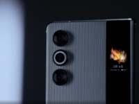 Tecno  - Phantom V Flip 5G   22 