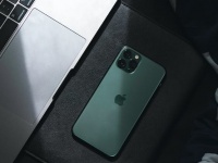 Action Button  iPhone 15 Pro Max: -5  