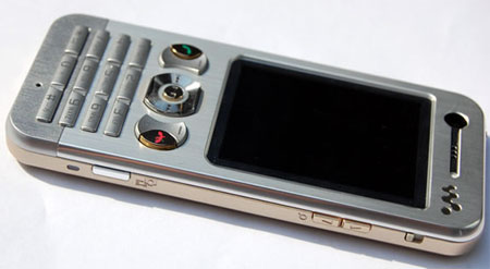 Sony Ericsson W890