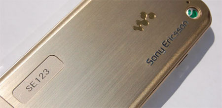 Sony Ericsson W890