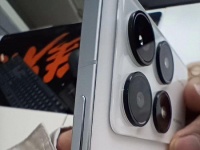  Redmi K70  Redmi K70 Pro        