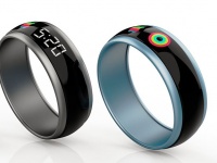 Apple    ,   Samsung