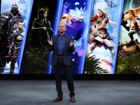 PlayStation     -  900 