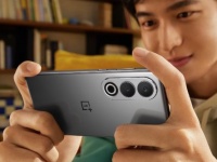     Snapdragon 7+ Gen 3 - OnePlus Ace 3V