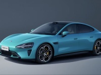 100 000  - Xiaomi    2024 