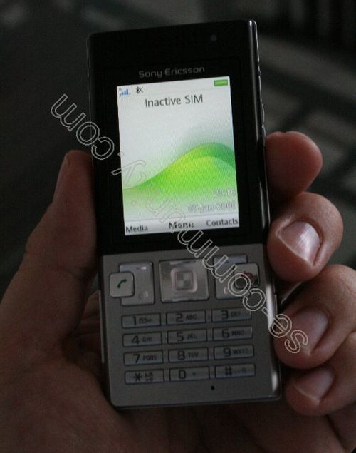 Sony Ericsson T700