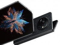  Tecno Phantom V2 Fold   